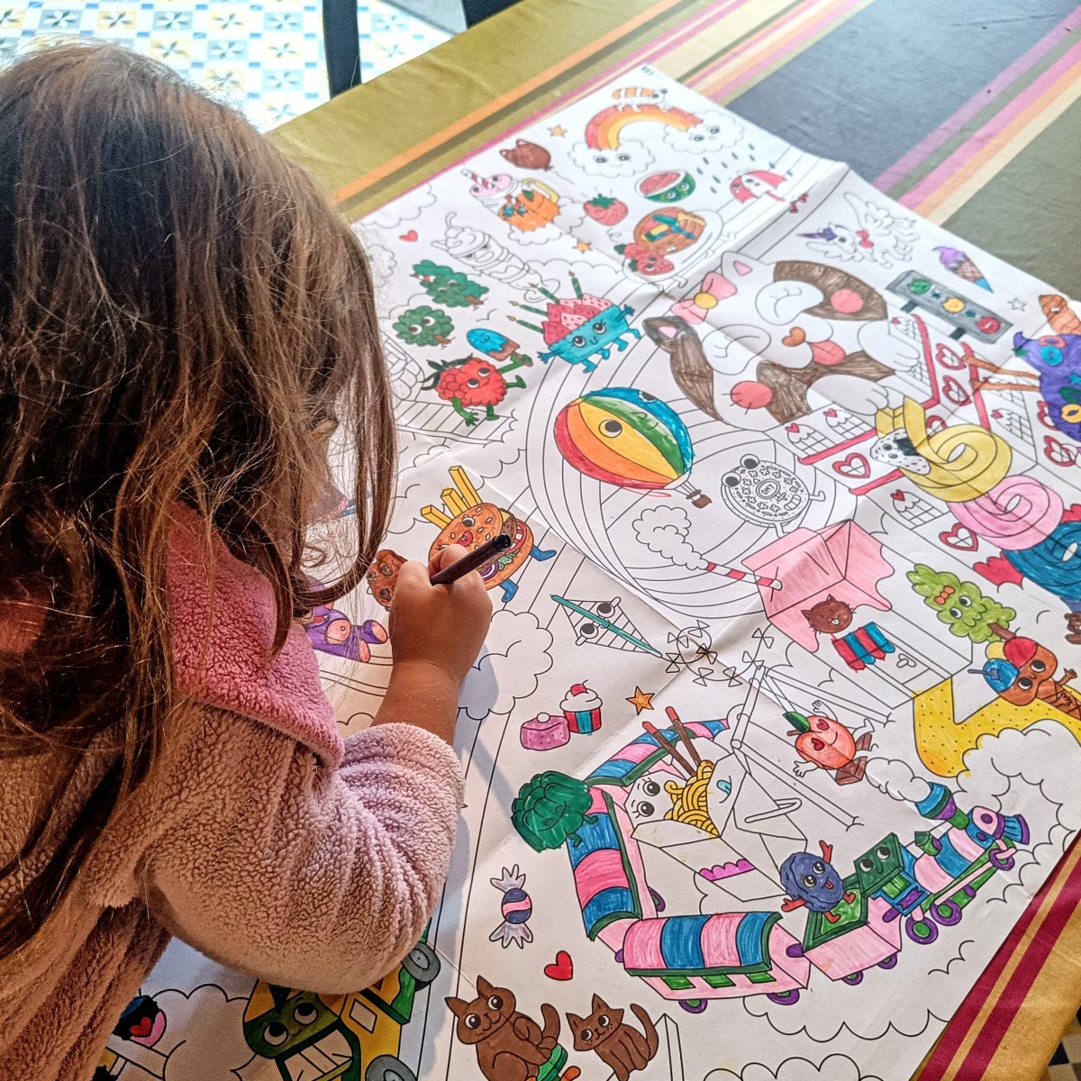 Pintando un poster&nbsp;kawaii